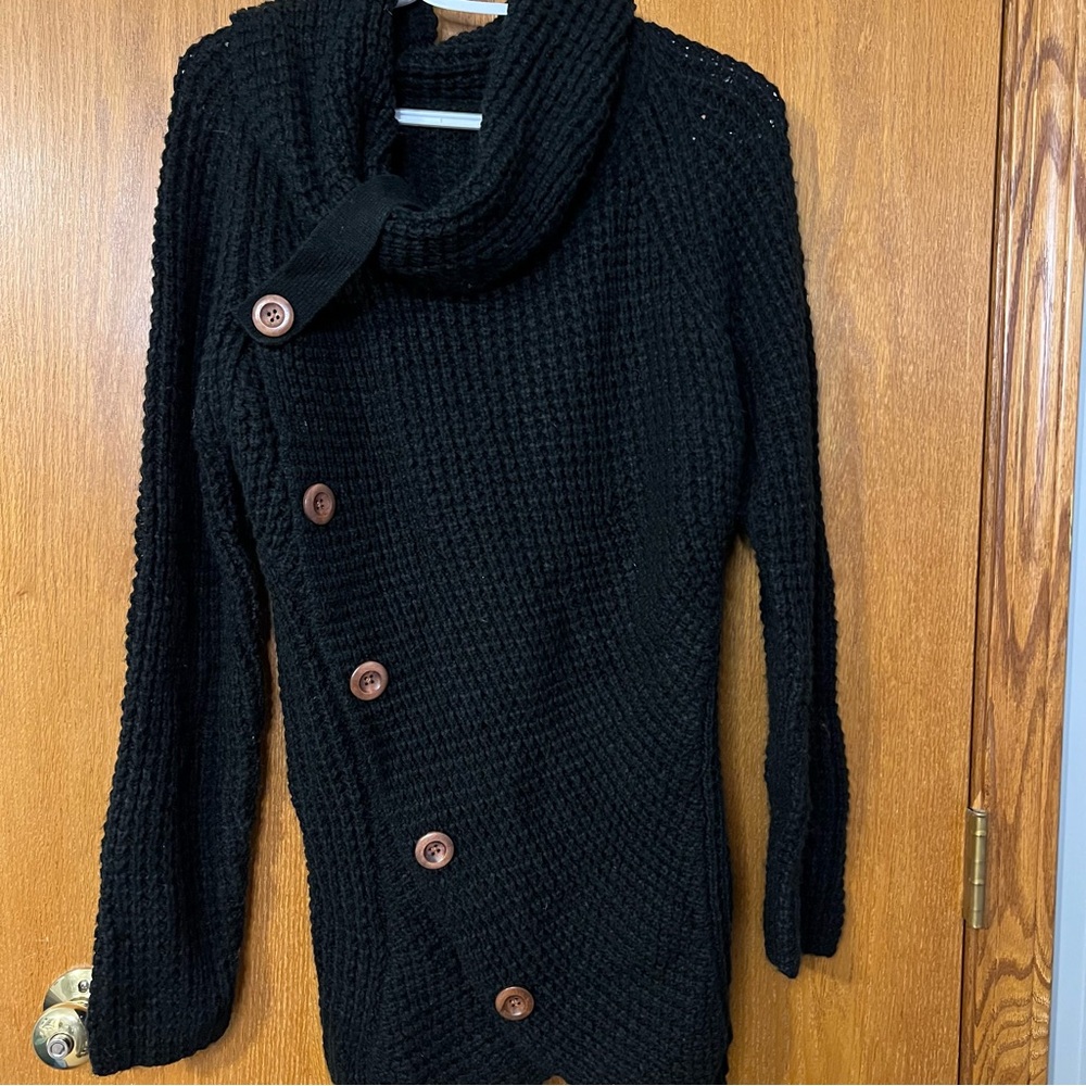 Womens black knit‎ sweater buttons cowl neck rounded hem acrylic size large